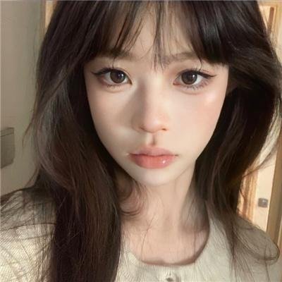 夜半梳头 海报